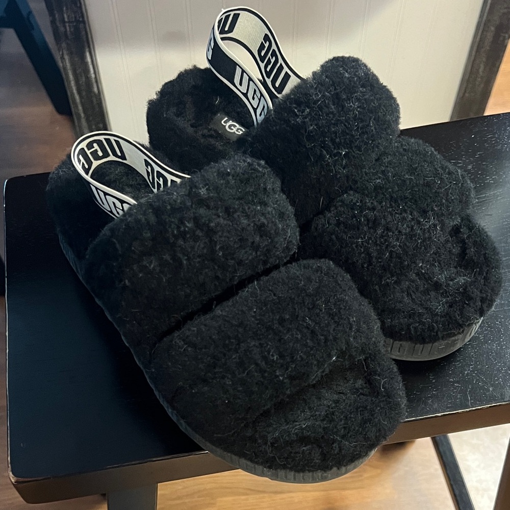 UGG Fluff Yeah slides